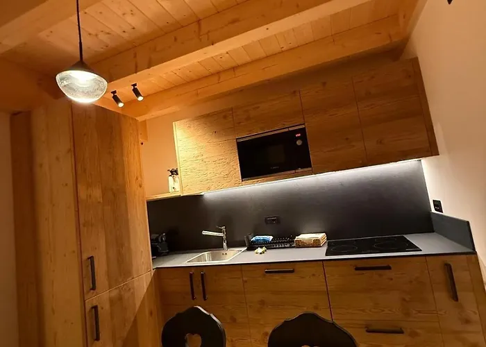 アパート Alpeluce Mountain アラッバ